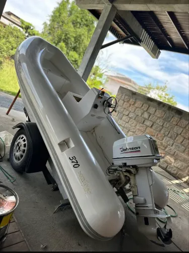Barco em fibra