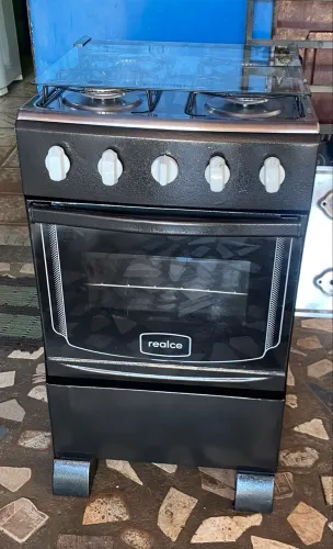 Fogão 4 bocas Realce preto. ENTREGO