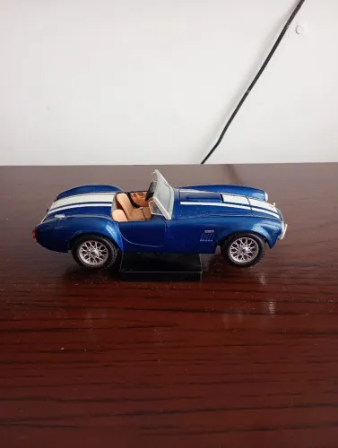 Miniatura colecionável escala 1/24