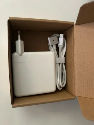 Fonte  MagSafe 3 pra MacBook Air e pro 