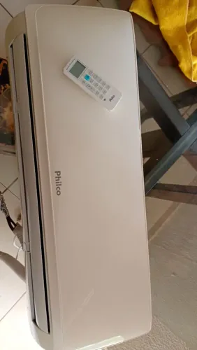 Evaporadora Philco 9.000 BTUs com controle original 