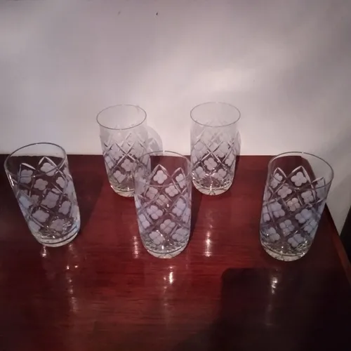 Conjunto de 5 copos da década de 60