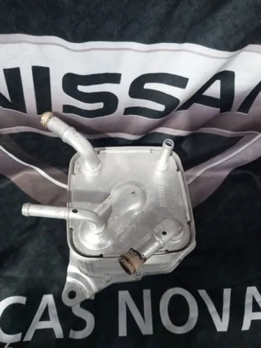 Trocador de óleo Nissan Sentra .