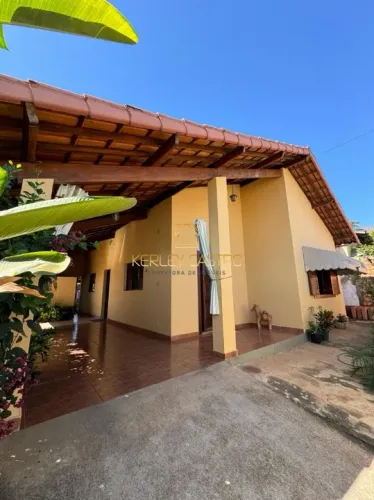 Vendo casa no Iporanga com 450 m² de lote, troco em sitio. 