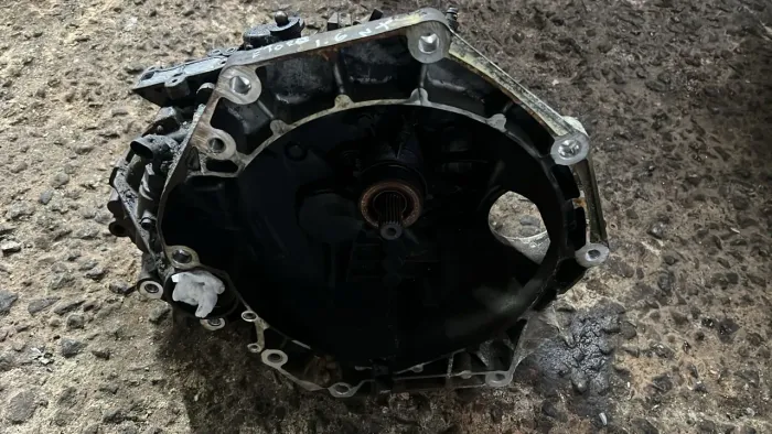 Caixa de marcha Fiat 1.6 16v etorq . A base de troca.