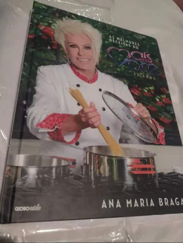 Livro de Receitas Da Ana Maria Braga, " As melhores Receitas do Mais Você 15 Anos