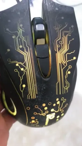 Mouse Gamer com Design Inovador