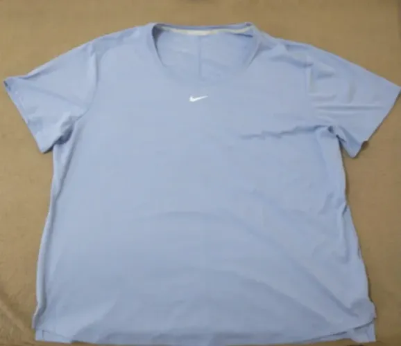 Camiseta em dry fit em excelente estado.