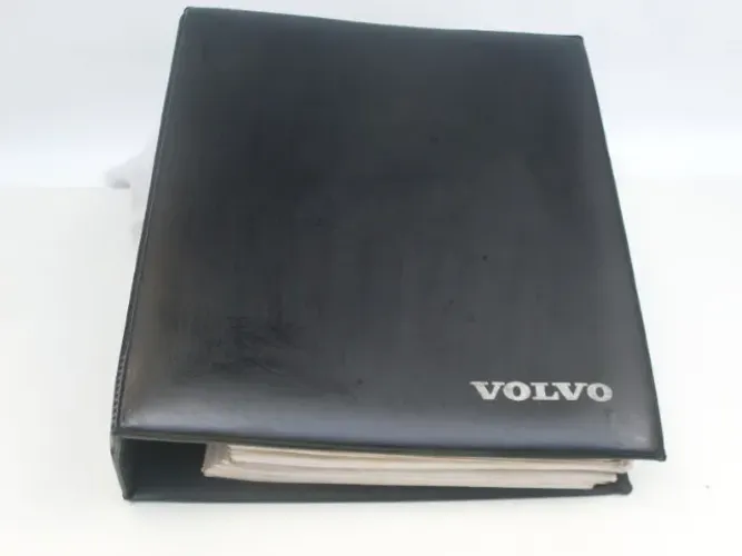 Manual técnico para caminhões Volvo (Raridade)