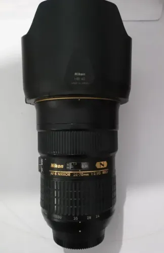 Objetiva Nikon 24/70 2.8G ED (Com pequenos fungos)