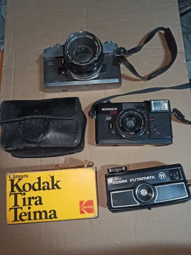 Câmeras Fotográficas Antigas Canon, Konica e Kodak