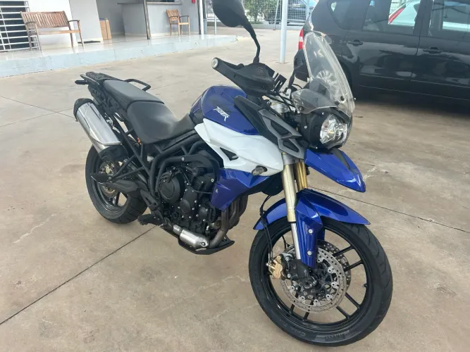 Triumph Tiger 800