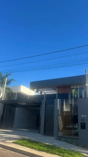 CASA ALTO PADRÃO À VENDA - ZONA NORTE