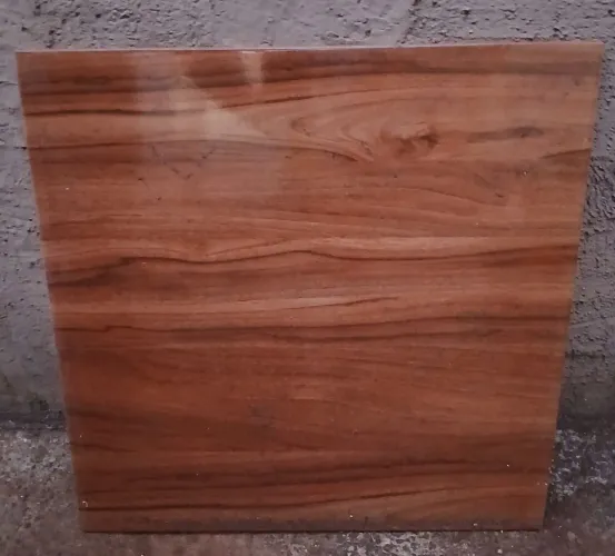 6 unidades, Pisos Laminado de madeira 44,5 X 44,5 cm