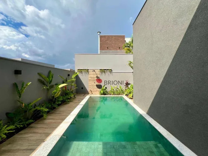Casa térrea alto padrão com 249m², 3 quartos/suítes à venda no Condomínio Terras de Siena