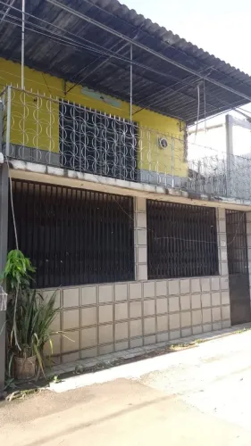 Casa duplex no Conj. Eldorado
