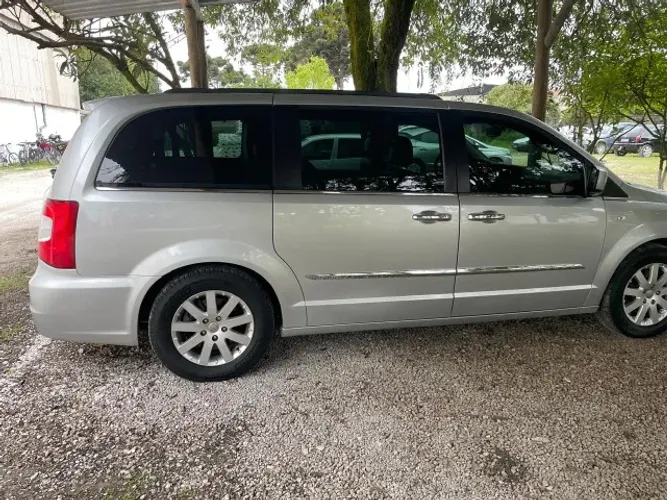 Chrysler Town & Country Touring 3.6 V6 Aut. 2012