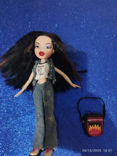 BRATZ Style It Fashion Collection Doll JADE With Clothing