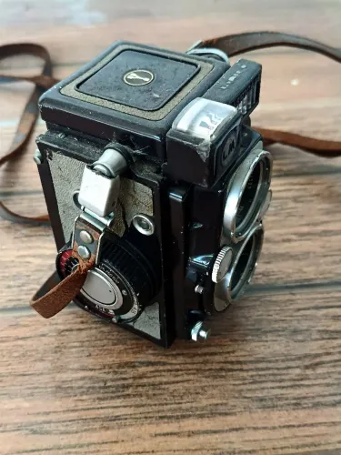 Antiga camera