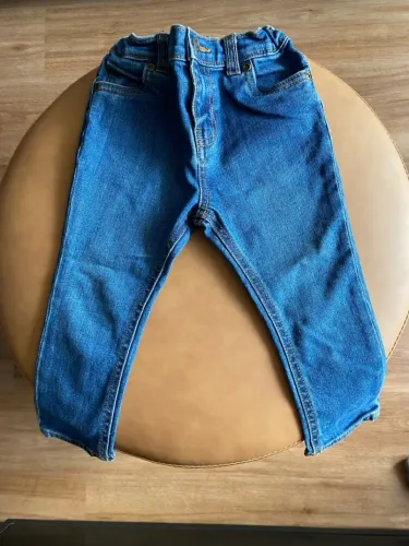 Calça jeans Carters 24 meses - impecável 