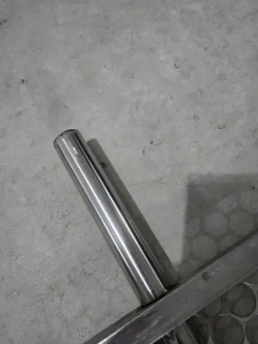 Grelha de aço tamanho 50 × 70cm e cabo em alumínio feita sob medida!   