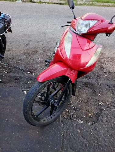 Jet 125 atrasada em perfeito estado