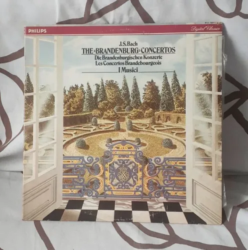 FRETE GRÁTIS Disco Vinil J.S.Bach - The "Brandenburg" Concertos Clássicos Álbum DUPLO 1985