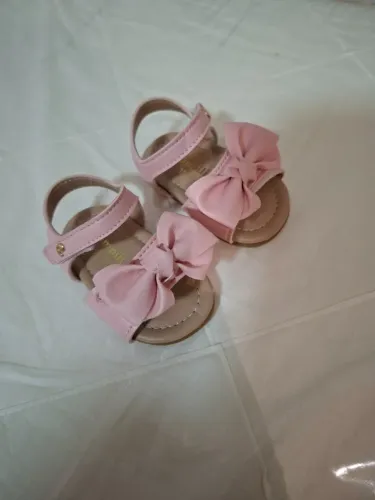 Sandália de bebê pampili mini, laço duplo cor rosa com velcro n° 14