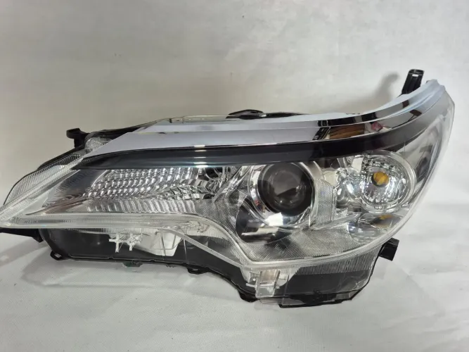 Farol Esquerdo Toyota Hilux Sw4 2019 2020 elétrico Original 