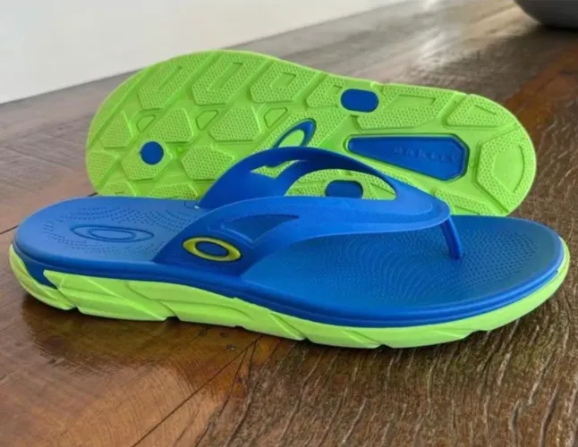 Chinelo Oakley Havaianas Masculino