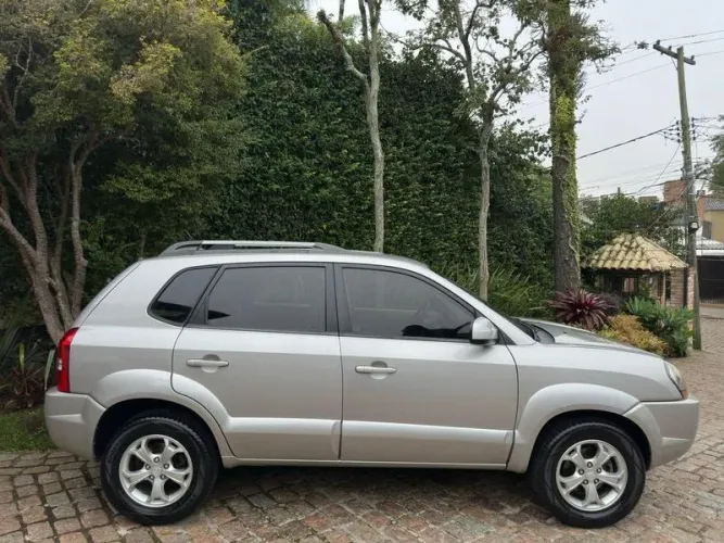 Hyundai Tucson 2.0 16V Aut. 2010