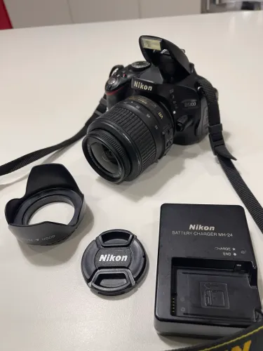 Câmera Nikon D5100