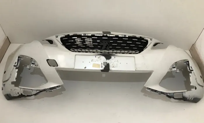 Parachoque Dianteiro Peugeot 3008 2018 2019 2020 Com Grade 