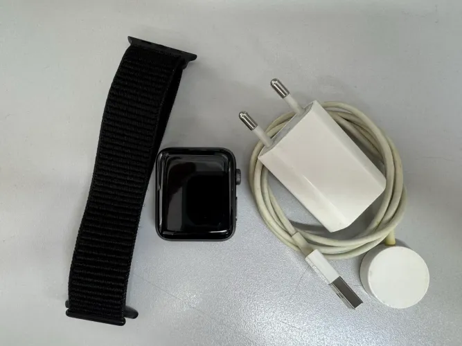 Apple Watch 3 LTE 42mm Preto - Bateria 90%