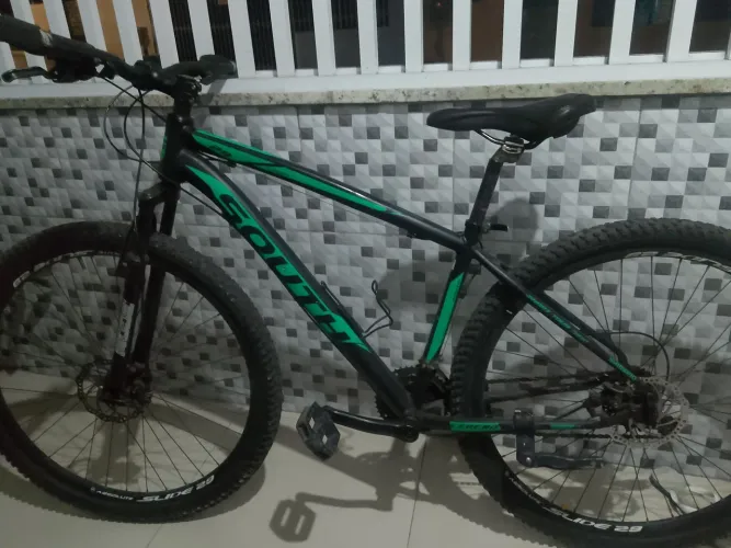 Vendo bicicleta aro 29 conservada 