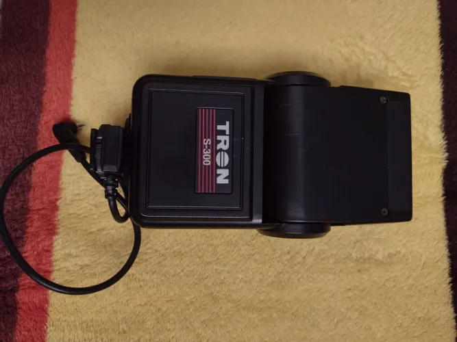 Flash para Câmera Tron S-300