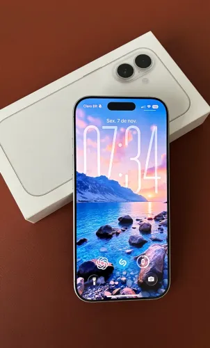Iphone 17 256gb - Impecável, na caixa, com NF Apple e garantia até outubro 2026.