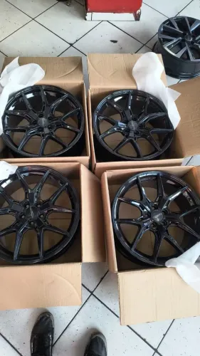 Rodas Esportivas aro 18 Bar Black Piano jogo novas