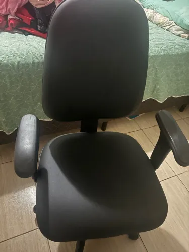 Cadeira de Escritório Ergonômica Preta