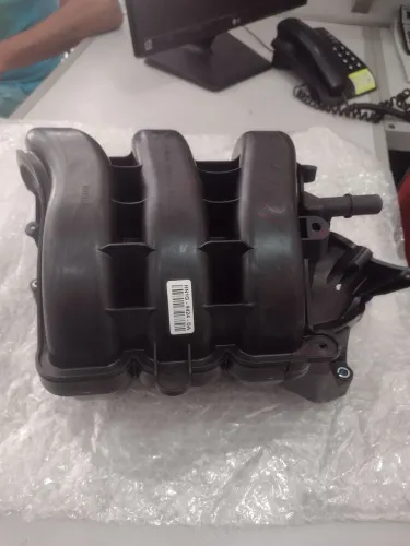 Vendo coletor de injeção de Ford Ka
