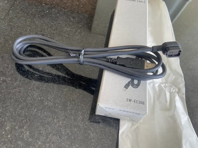 Carregador Shimano EW-EC300 Di2