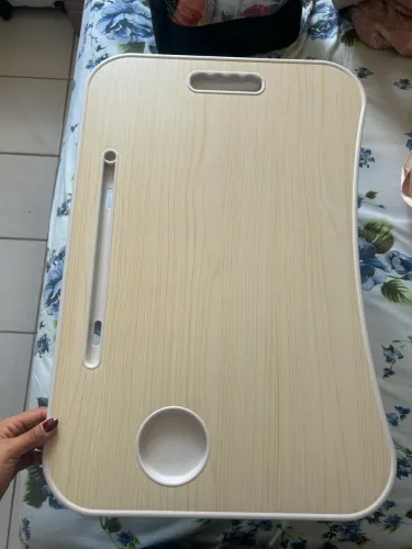 Mesa portátil para estudo e trabalho