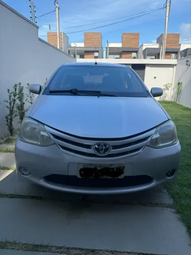 Toyota Etios XS 1.3 Flex 16V 5P Mec. 2013