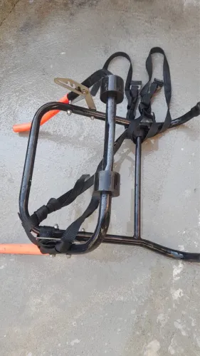 Suporte para bicicleta para por no carro
