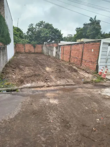 Terreno no Villa Suíça 8X25