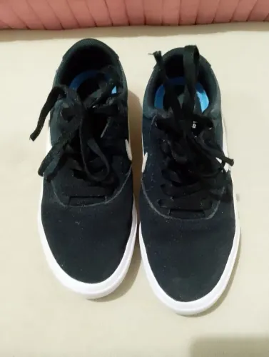 Tênis Nike SbCron
