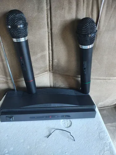 Microfones duplo sem fio, novo, nunca usado 