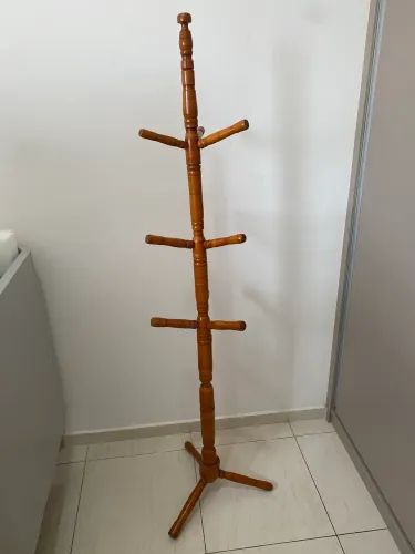 Cabideiro mancebo