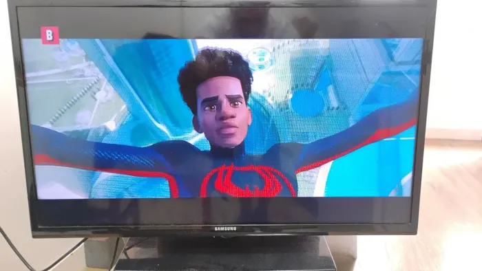 TV LED 32 " Samsung (não é smart)