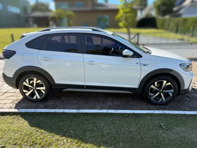 Volkswagen Nivus Highline 1.0 200 TSI Flex AUT 2022
